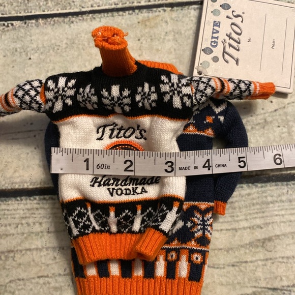 2 total 1 NWT and 1 NWOT Tito’s Christmas mini sweater. Bottle topper/ 2022 - Picture 2 of 7